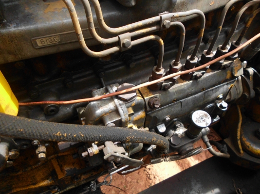 ขายรถแม็คโฮ KOMATSU 200 โทรคุยราคาต่อรองได้ ขายรถแม็คโฮ KOMATSU 200 โทรคุยราคาต่อรองได้