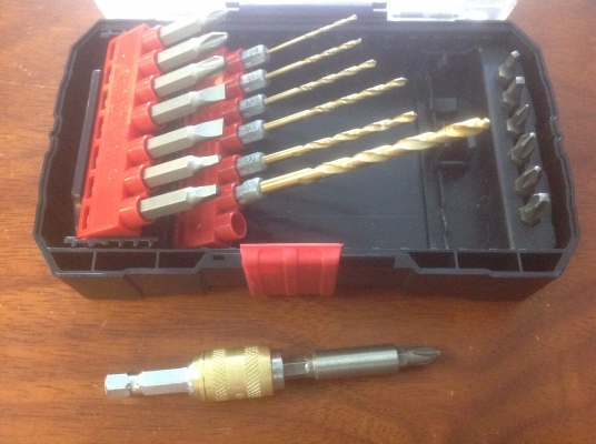 ขาย Craftsman Drill Bits/Drivers 1/4" 22 ชิ้น ใหม่เก่าเก็บ