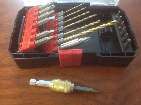 ขาย Craftsman Drill Bits/Drivers 1/4" 22 ชิ้น ใหม่เก่าเก็บ