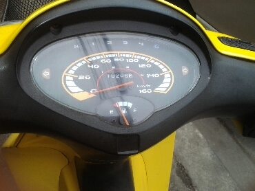 เวฟ125ปี47ตาทเท้า