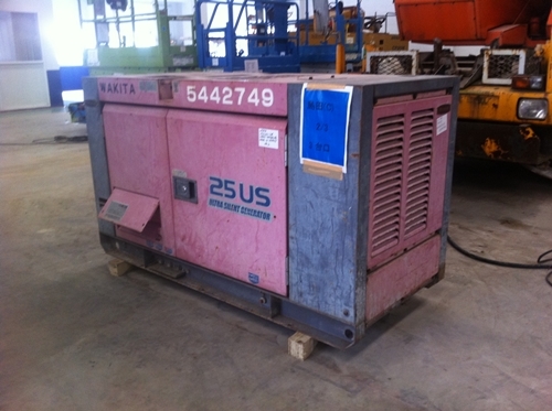 เครื่องปั่นไฟ DENYO DCA-25USI (แบบเก็บเสียง) สวยครับ เก่านอก ใครสนใจติดต่อมาได้เลยครับ