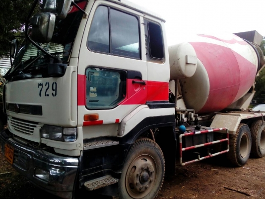 ขายด่วนรถโม้ปูนUDเครืองRD8โม้ตรง7คิวมีเล่มทะเบืยนรถสวยเดิม