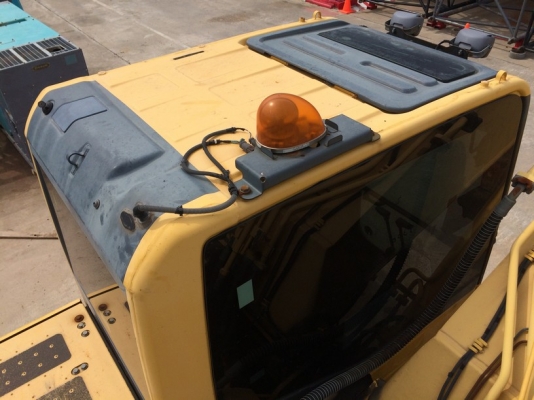 ถึงไทยแล้ว PC200LC-8 ปี 2006 สภาพสวย นำเข้าจากญี่ปุ่น ขายถูกครับ