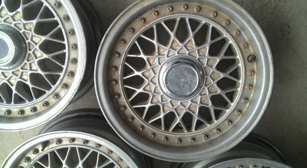 ล้อ ขอบ 14 4 รู 114 กว้าง 6 ถอดจาก c210 มา ล้อ ขอบ 14 4 รู 114 กว้าง 6 ถอดจาก c210 มา