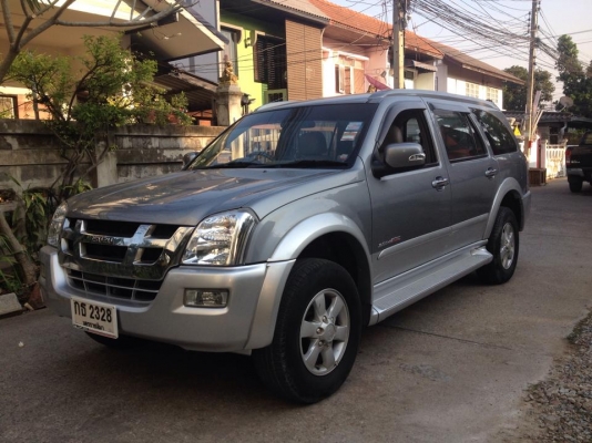 ขายรถ Mu7 ปี 2004 สภาพดีครับ