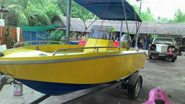 เรือตกปลาป้อมกลาง 14ฟุต เครื่องHonda 30แรง4จังหวะ