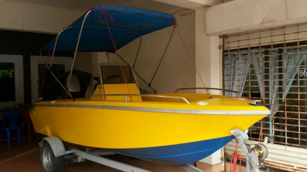 เรือตกปลาป้อมกลาง 14ฟุต เครื่องHonda 30แรง4จังหวะ