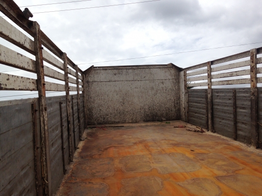 ขายกระบะเนียมอู่S.Aเทรเลอร์สภาพใหม่มากยาว5.8เมตร