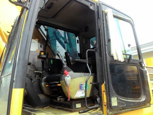 VIO70-2 # 25522B 4471ชั่วโมง รถปี2003 เก่าญี่ปุ่น