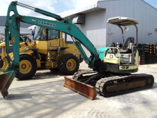 VIO50-5 # 50738B 3416ชั่วโมง รถปี2006 เก่าญี่ปุ่น