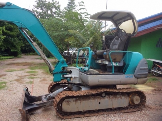 ขายด่วนรถขุดโกเบ sk035 ขายด่วนรถขุดโกเบ sk035
