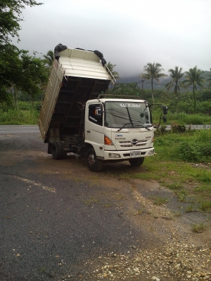 ขายดาวน์รถ 6 ล้อดัมพ์ HINO FC9J 175 แรงม้า ขายดาวน์ 680,000 ผ่อนต่อ 28,080 X 18 =505,440 ราคารวม 1,185,440 รถวิ่งได้ 8x,xxx กิโลเมตร