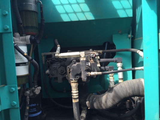 รถแบคโฮ KOBELCO  SK - 140   ( รถทำงาน 3,4xx ชม. )     สนใจติดต่อ  081 - 6079515