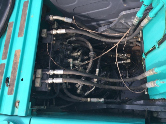 รถแบคโฮ KOBELCO  SK - 140   ( รถทำงาน 3,4xx ชม. )     สนใจติดต่อ  081 - 6079515