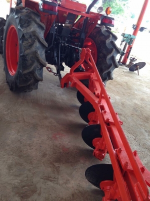 l4508DT พร้อมอุปกรณ์2ชิ้น ราคาเพียง 279000บาทเท่านั้นครับ ยางหน้าใหม่ครับ