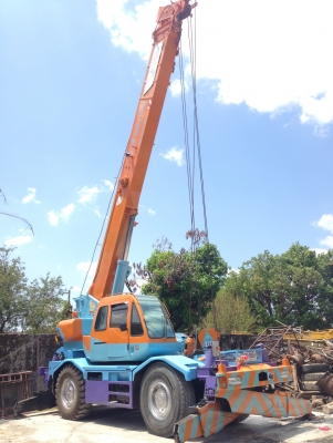 ขาย kobelco rk250-3