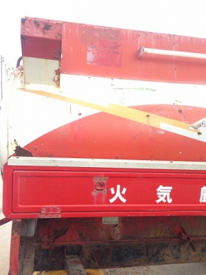 ถังน้ำมันพร้อม หัวจ่าย ปั้มปั่น สยวมาก เก่าญี่ปุ่นไม่เคยใช้งานในไทยครับ สายส่งน้ำมันยาวปรัมาน30เมตรเลยครับ