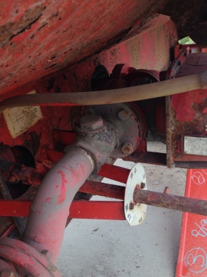 ถังน้ำมันพร้อม หัวจ่าย ปั้มปั่น สยวมาก เก่าญี่ปุ่นไม่เคยใช้งานในไทยครับ สายส่งน้ำมันยาวปรัมาน30เมตรเลยครับ