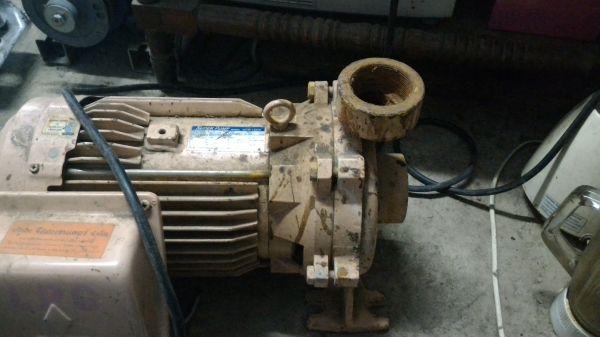 ป็้มน้ำขนาด 2 นิ้วสองแรงม้า  MISUBISHI Super Pump ความเร็วรอบสูงถึง 2900รอบต่อนาที