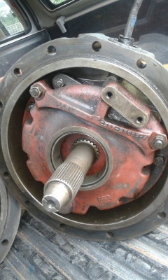 เฟื่องท้ายรถไถFord ครบชุดซ้ายเเละขวา ราคาคุ่ล่ะ19000บาท