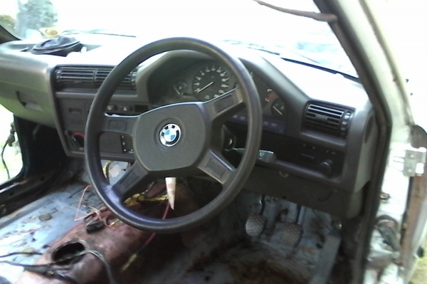 อะไหล่ e30 ทุกชิ้น สนใจโทรมา 080-8591011