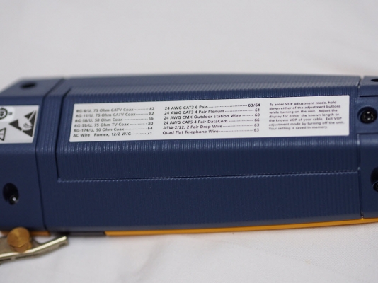 เครื่องวัดความยาวสายโทรศัพท์กล้องวงจรปิดพร้อมส่งโทนเข้าไปในสายFluke TS100 Pro วัดได้ 2.4กิโลเมตร เครื่องวัดความยาวสายโทรศัพท์กล้องวงจรปิดพร้อมส่งโทนเข้าไปในสายFluke TS100 Pro วัดได้ 2.4กิโลเมตร