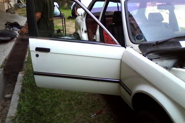 อะไหล่ e30 ทุกชิ้น สนใจโทรมา 080-8591011