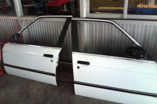 อะไหล่ e30 ทุกชิ้น สนใจโทรมา 080-8591011