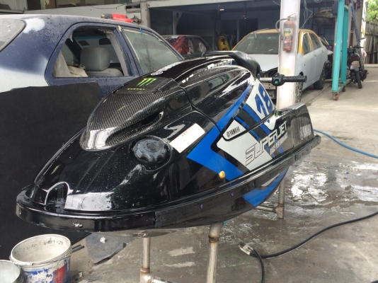 ขายเจ็ทสกียืน