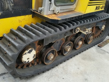 ขายรถแทร็กเตอร์ MOROOKA MK40เครื่อง KUBOTA ตีนตะขาบแทรกยาง ไถนา ดันดิน ตีดิน