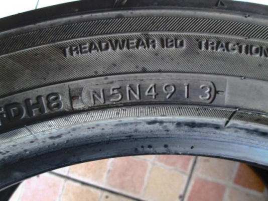 ขายยาง AD08R 225-45-17 ปลายปี13 (2คู่) ไม่แพง