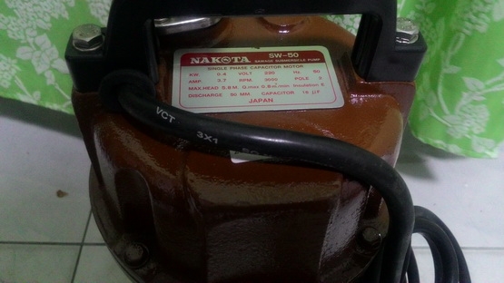 ปั๊มไดโว่ ดูดน้ำ ดูดเลน ดูดโคลน ขนาดท่อ 2 นิ้วครับ