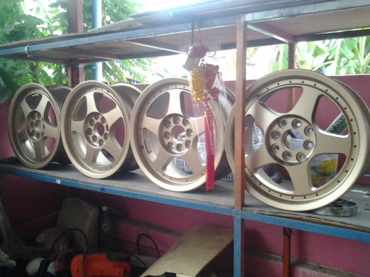 ล้อแท้ ลาย spoon 15*6.5/4*100-114 off38