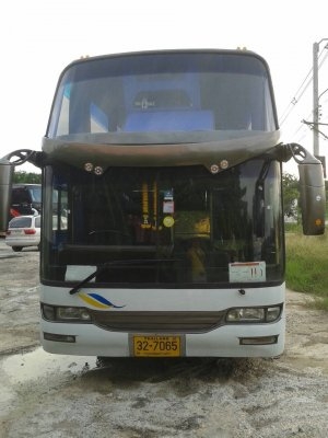 ต้องการขายรถบัส6ล้อด่วน