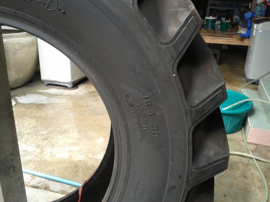 ยางรถไถฟอร์ด  ขอบ  15-30