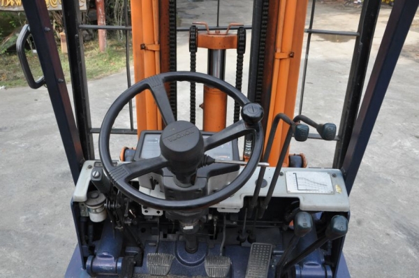 ขายFORKLIFT TOYOTA 5FG18(1.8ตัน) เสา5เมตร ทรูฟรี้ สวยเดิมจากญี่ปุ่น ยังไม่เคยใช้ในไทย 180,000เท่านั้น!!