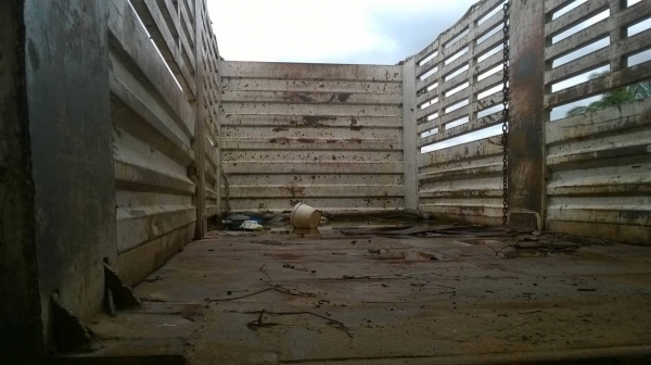 ขายรถพ่วง แม่-ลูกไม่ดั้ม ISUZU DECA 270 Euro2 เครื่องดำ 270 แรงม้า เกียร์เดิม คัสซีสวยตลอดเส้น ลูก 3 คาน 6.50 เมตร ทะเบียนพร้อมโอนครับ