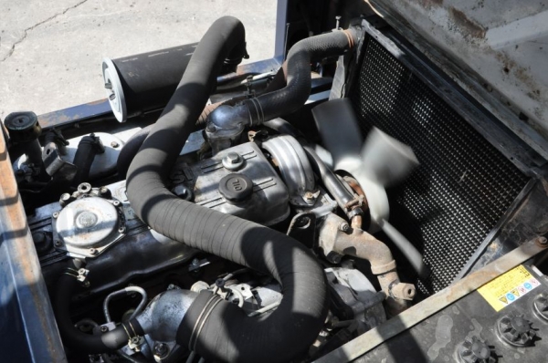 ขายFORKLIFT KOMATSU FD15-15(1.5ตัน)ดีเซล สวยเดิมจากญี่ปุ่น ยังไม่เคยใช้ในไทย 165,000เท่านั้น!!