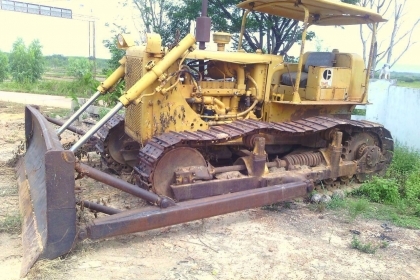 **295,000 บ.ต่อรอง/// แทร็กเตอร์ตีนตะขาบ D5D 44Vฝาบาง **ขาย CAT-D5D ฝาบาง เกียร์ตัด รถแทร็กเตอร์ ตีนตะขาบ ราคาเบาๆ BULLDOZER CATERPILLAR D5D เครื่องเดิม ปั้มเดิม เครื่องCAT 3306- 44V ฝาบาง 6สูบ เครื่องดี แน่นดี ไม่เยิ้ม ปั้มดี แรง สตาร์ทง่าย ไม่หอบ เกียร์