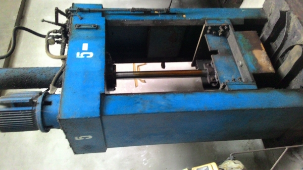 แท่นอัดไฮโดริคหลายขนาด