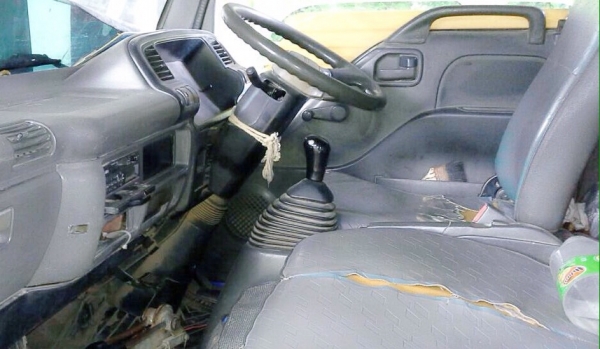 **485,000 บ.ต่อรอง/// 6ล้อดั้มดิน5คิว NKR-130เทอโบ **ขายISUZU NKR-130 เทอโบ 6ล้อดั้มดิน5คิว ช่วงล่างใหญ่ พร้อมใช้ ราคาเบา ISUZU NKR71LY52A3 4HG1-130 Turbo EURO-1 ฝาขาว ห้างแท้ ปี46 เครื่องเดิม เกียร์เดิม เครื่องฝาขาว ยอดนิยม แน่น แรง แห้ง ไม่เยิ้ม เกียร์ส **485,000 บ.ต่อรอง/// 6ล้อดั้มดิน5คิว NKR-130เทอโบ **ขายISUZU NKR-130 เทอโบ 6ล้อดั้มดิน5คิว ช่วงล่างใหญ่ พร้อมใช้ ราคาเบา ISUZU NKR71LY52A3 4HG1-130 Turbo EURO-1 ฝาขาว ห้างแท้ ปี46 เครื่องเดิม เกียร์เดิม เครื่องฝาขาว ยอดนิยม แน่น แรง แห้ง ไม่เยิ้ม เกียร์ส