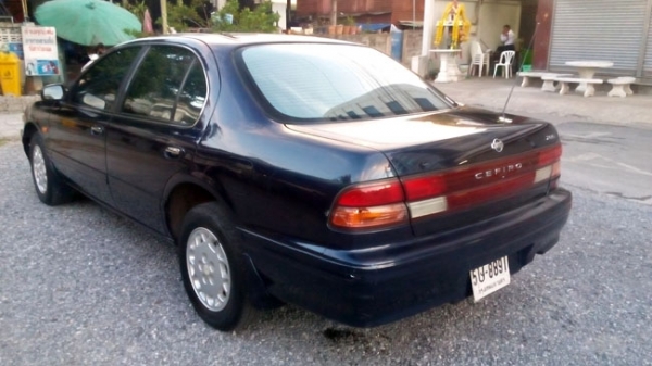 A32 ปี97 เครื่องV6 เกียร์AUTO ติดLPGภาษี58