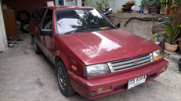 champ เครื่องดีเกียร์AUTOติดLPGแอร์เย็นเพลงดังภาษีไม่ขาด