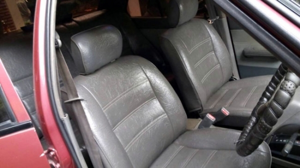 champ เครื่องดีเกียร์AUTOติดLPGแอร์เย็นเพลงดังภาษีไม่ขาด