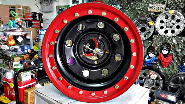 กระทะออฟโรดขอบแดงราคาขอบดำ