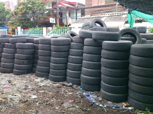 ขายแยกยาง จำนวน 60 ชุดยางปี14  ขนาด 265/65R17. 245/65R17.  225/50R17.  215/55R17.  245/70R16.  215/60R16.  205/70R15.  215/70R15.  195/65R15.  185/60R15