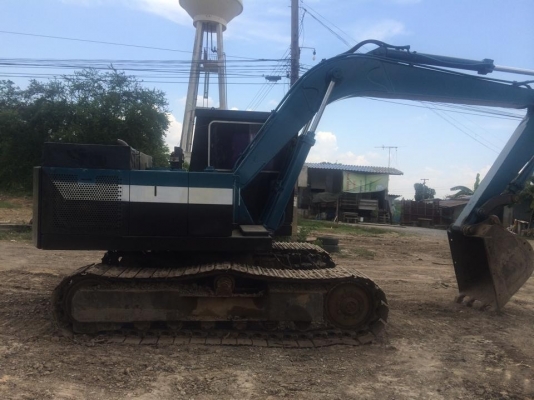 ขายถูก ขายด่วนขายKOMATSU 12HT สภาพสวย พร้อมใช้งาน มีเเอร์พร้อม เครื่องดีช่วงล่างดี ใบแทร็กเต็ม ราคาต่อรองได้