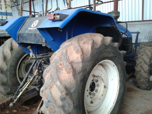 ขายTS90 สองเพลา เกียร์ข้างกลองโต คานหน้านิวฮอนแลนด์