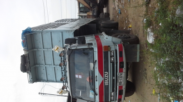 ขาย ISUZU 175เพลาเดียวดั้มเครื่อง6bg ลดเหลือ550000