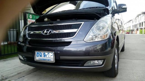 Hyundai H1 Maesto 2.5 Diesel AT ปี 2008 รถบ้านใช้งานเอง Hyundai H1 Maesto 2.5 Diesel AT ปี 2008 รถบ้านใช้งานเอง